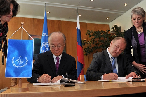 Signing of the Agreement between the Russian Federation and IAEA on establishing of the Bank of Fuel (Austria, Vienna, 29 March 2010)